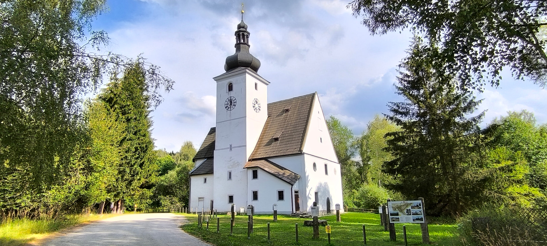 Kostel Narození Panny Marie v zaniklých Cetvinách